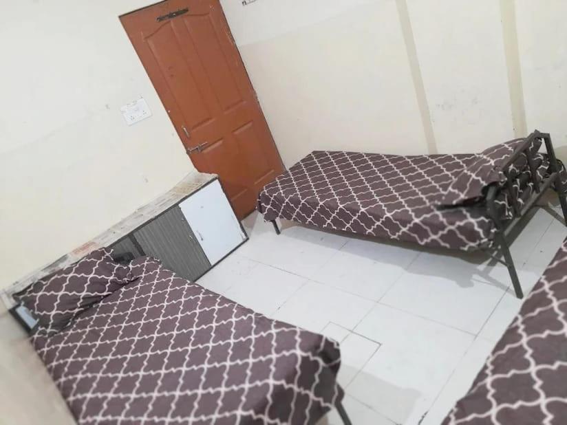 Aashiyana Boys Hostel Indore Exterior photo